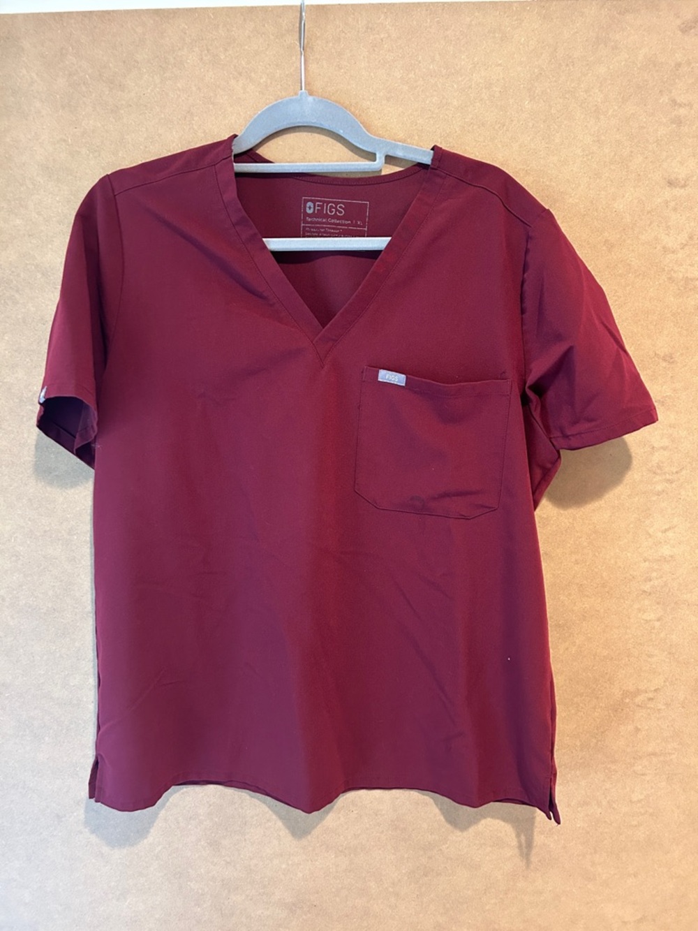 FIGS Women’s maroon Catarina V-Neck Scrub Top - Burgundy Maroon